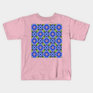 Delicious borage vegetable pattern. Kids T-Shirt